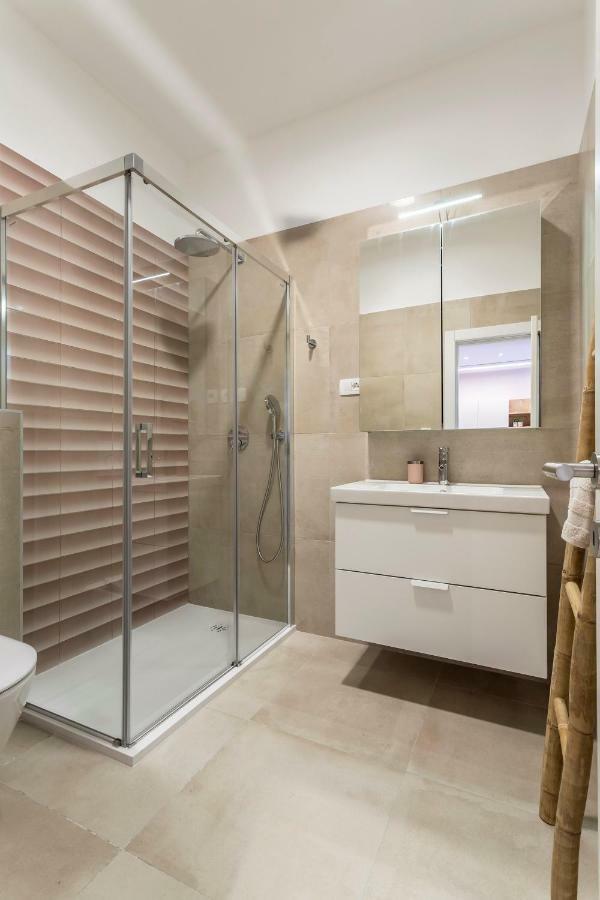 Luxury Apartment With Hot Tub Omiš Esterno foto