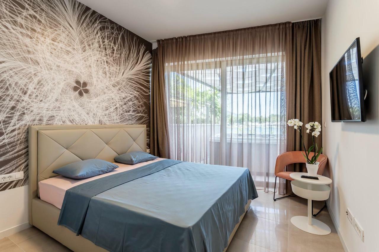 Luxury Apartment With Hot Tub Omiš Esterno foto